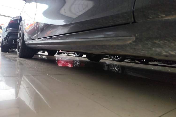 Used GAC Trumpchi EMPOW 2023 270T DCT J16 Version Right Side Sill