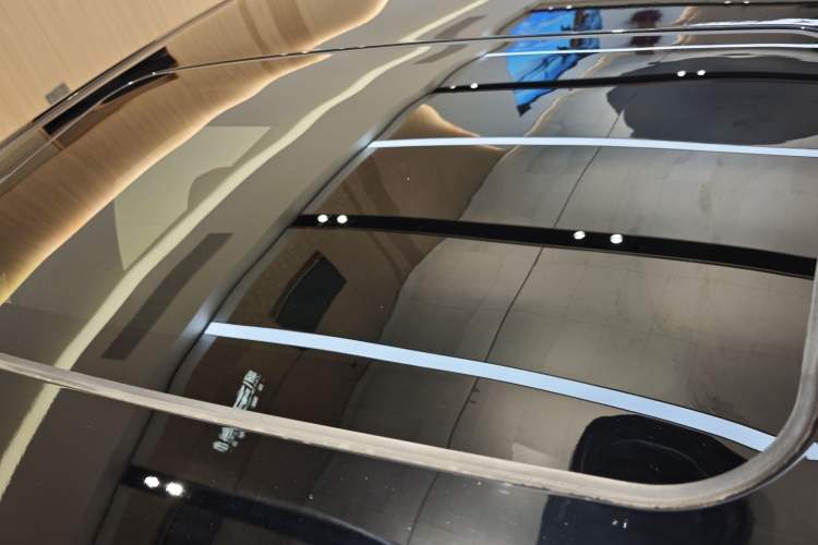 Used GAC Trumpchi EMPOW 2023 Shadow Leopard H Smart Hybrid Edition Roof