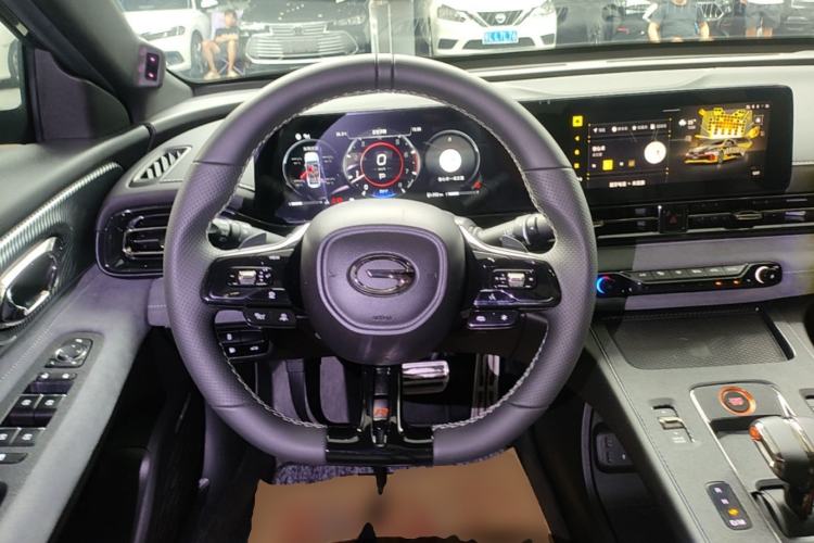 Used GAC Trumpchi EMPOW 2023 400T Automatic R MAX Steering Wheel