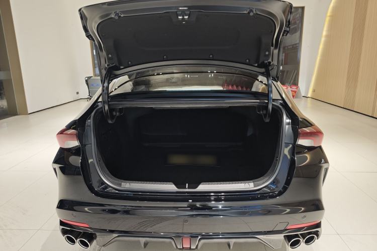 Used GAC Trumpchi EMPOW 2023 Shadow Leopard H Smart Hybrid Edition Trunk