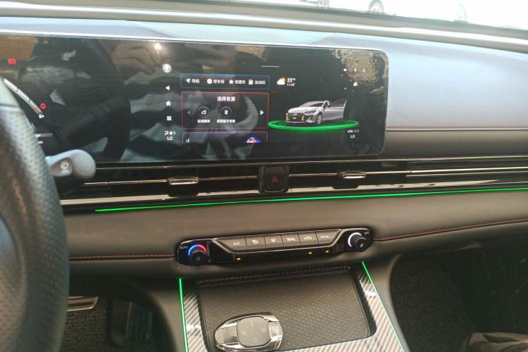 Used GAC Trumpchi EMPOW 2023 Shadow Leopard H Smart Hybrid Edition Audio And AC Panel