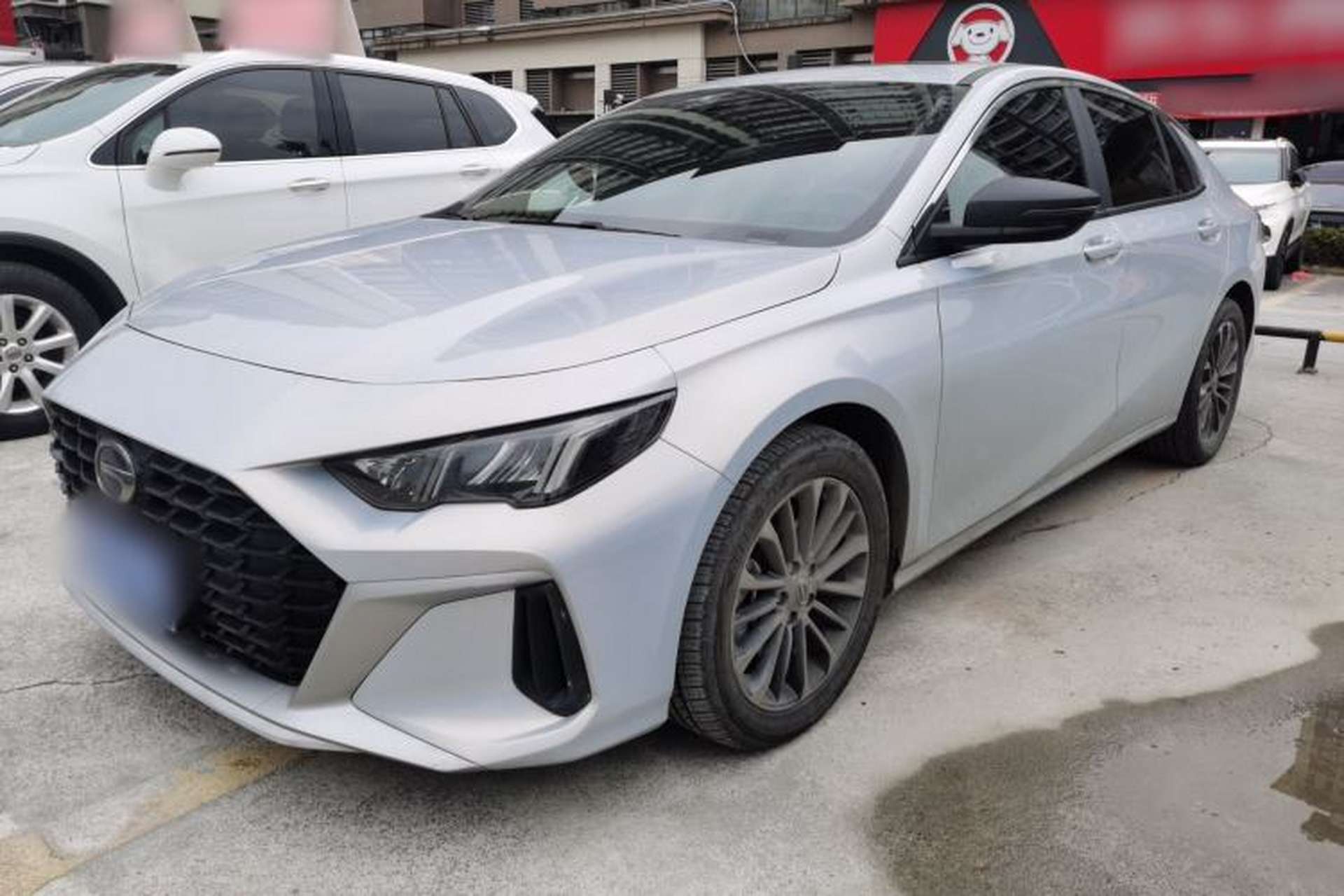 Used GAC Trumpchi EMPOW 2023 Shadow Leopard H High-Energy Hybrid Edition Front Left 45 Deg