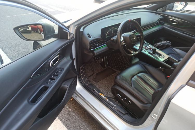 Used GAC Trumpchi EMPOW 2023 Shadow Leopard H Smart Hybrid Edition Interior 3