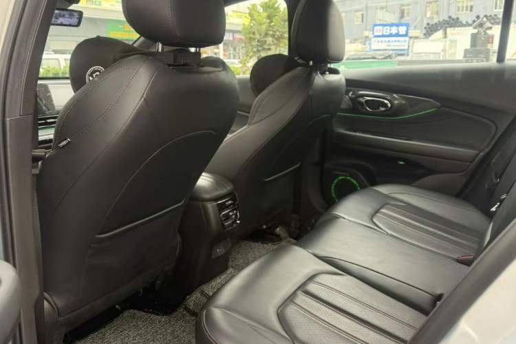 Used GAC Trumpchi EMPOW 2023 Shadow Leopard H Smart Hybrid Edition Interior 5