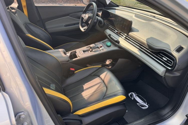 Used GAC Trumpchi EMPOW 2023 Shadow Leopard H High-Energy Hybrid Edition Interior 7