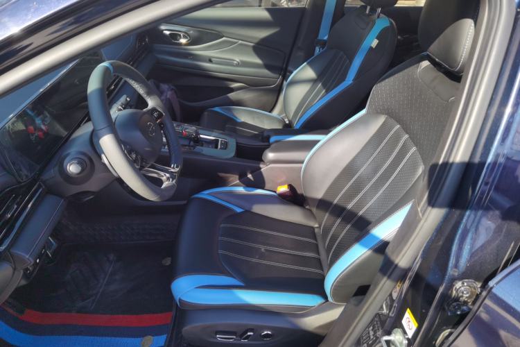 Used GAC Trumpchi EMPOW 2023 270T DCT J16 Version Left Front Seat