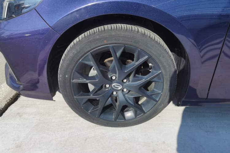 Used GAC Trumpchi EMPOW 2023 270T DCT J16 Version Left Front Wheel Hub