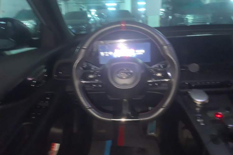 Used GAC Trumpchi EMPOW 2023 Shadow Leopard H Smart Hybrid Edition Steering Wheel