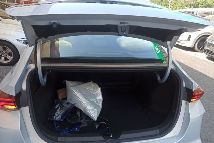 Used GAC Trumpchi EMPOW 2023 Shadow Leopard H Smart Hybrid Edition Trunk
