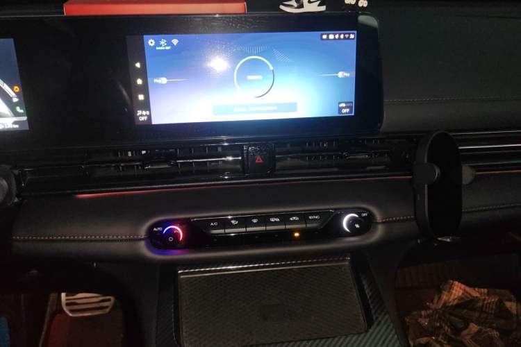 Used GAC Trumpchi EMPOW 2023 270T DCT J16 Version Audio And AC Panel
