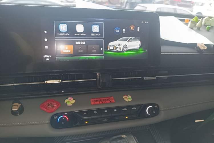 Used GAC Trumpchi EMPOW 2023 270T DCT J11 Version Audio And AC Panel