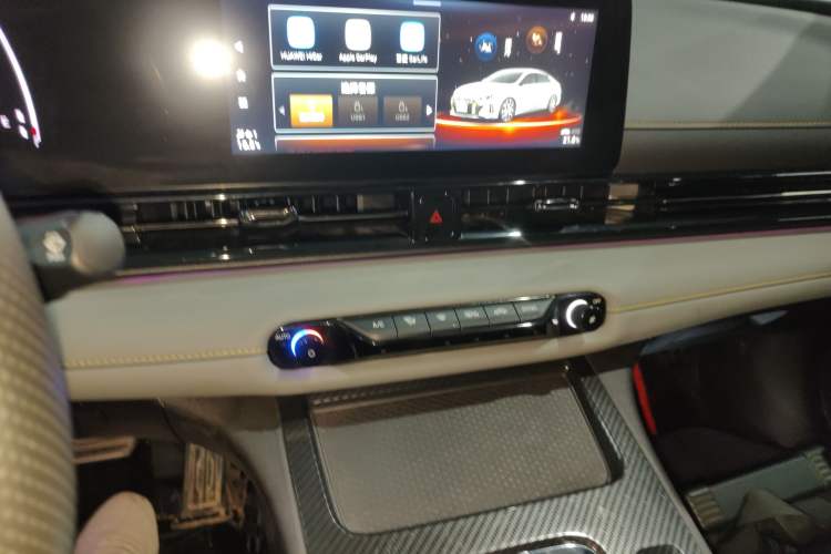 Used GAC Trumpchi EMPOW 2023 270T DCT J15 Version Audio And AC Panel