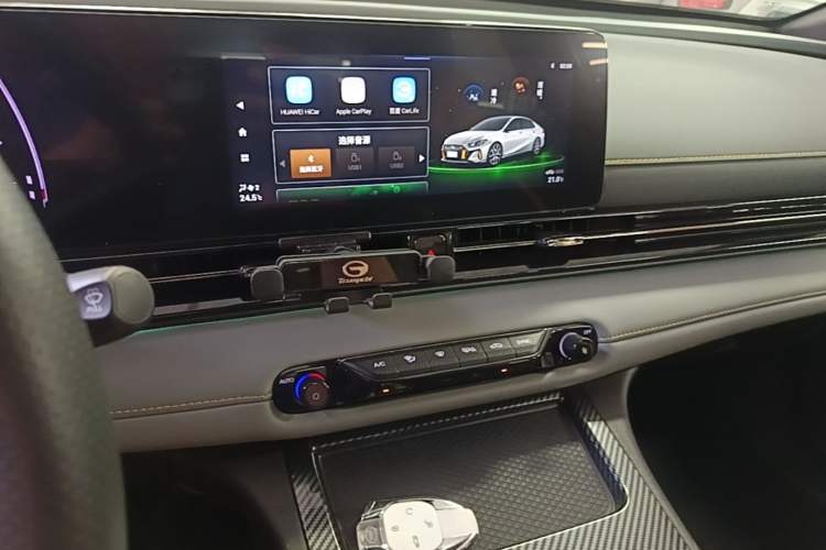 Used GAC Trumpchi EMPOW 2023 270T DCT J15 Version Audio And AC Panel