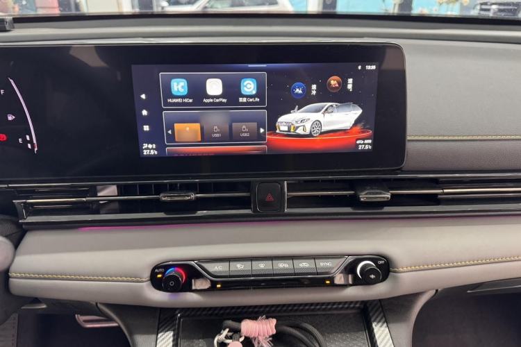 Used GAC Trumpchi EMPOW 2023 270T DCT J15 Version Audio And AC Panel