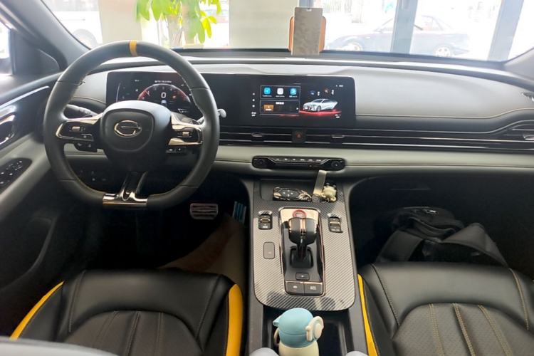 Used GAC Trumpchi EMPOW 2023 270T DCT J15 Version Center Console
