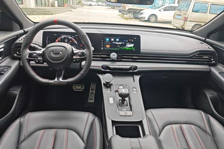 Used GAC Trumpchi EMPOW 2023 270T DCT J15 Version Center Console