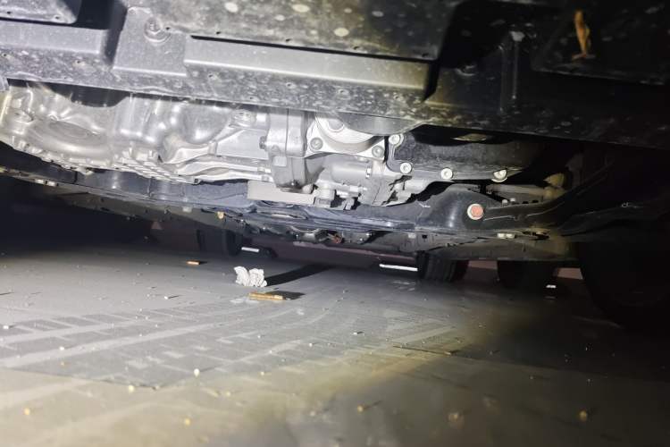 Used GAC Trumpchi EMPOW 2023 400T Automatic R MAX Chassis Front
