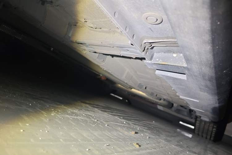 Used GAC Trumpchi EMPOW 2023 400T Automatic R MAX Chassis Front Left