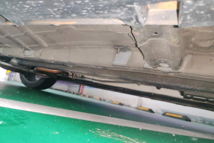 Used GAC Trumpchi EMPOW 2023 270T DCT J16 Version Chassis Front Right