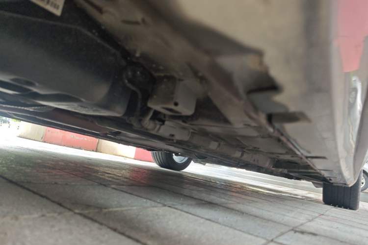 Used GAC Trumpchi EMPOW 2023 270T DCT J15 Version Chassis Rear Right