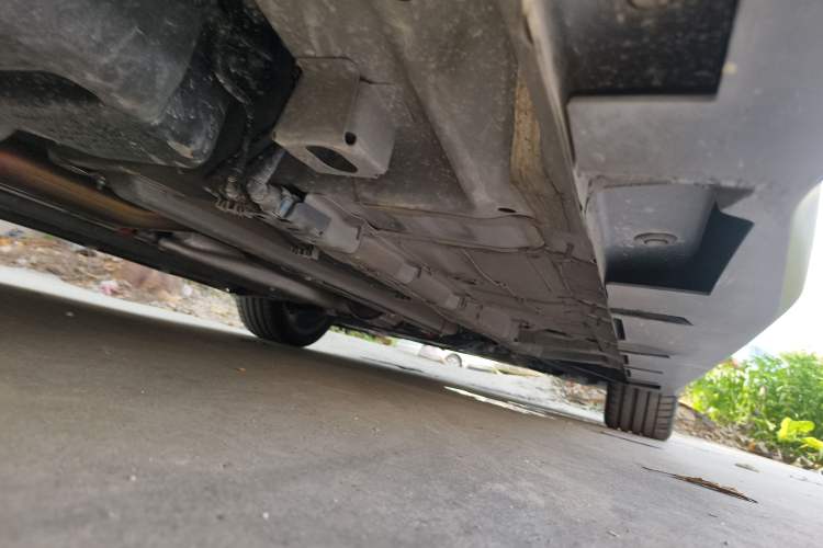 Used GAC Trumpchi EMPOW 2023 400T Automatic R PRO Chassis Rear Right