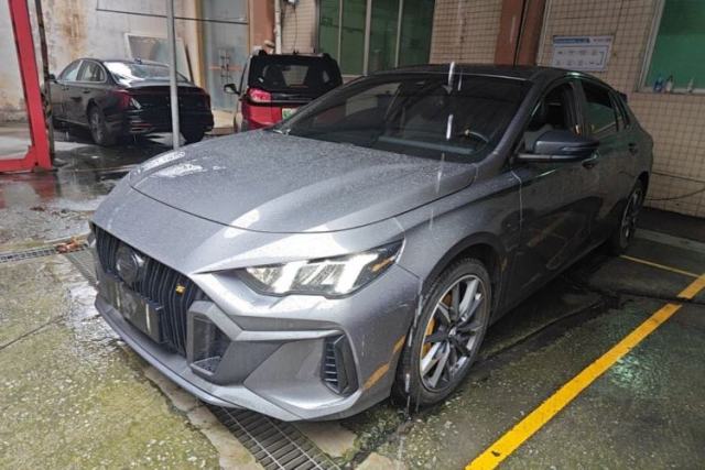 Używany GAC Trumpchi EMPOW 2023 270T DCT J15 Version
