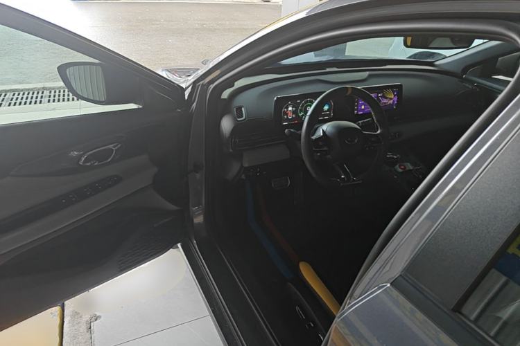 Used GAC Trumpchi EMPOW 2023 270T DCT J16 Version Driver Seat