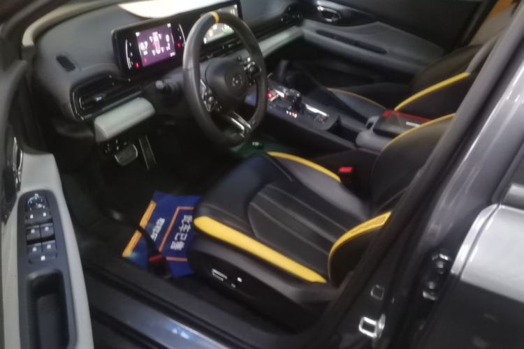 Used GAC Trumpchi EMPOW 2023 270T DCT J15 Version Driver Seat