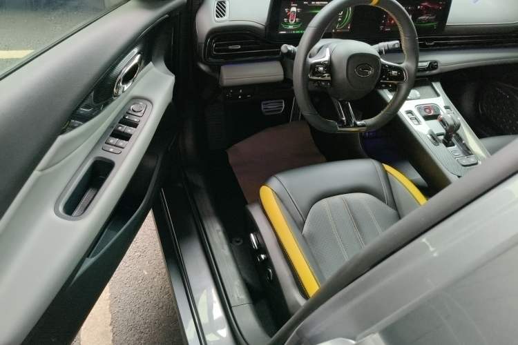 Used GAC Trumpchi EMPOW 2023 Shadow Leopard H Smart Hybrid Edition Driver Seat