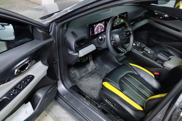 Used GAC Trumpchi EMPOW 2023 270T DCT J15 Version Driver Seat