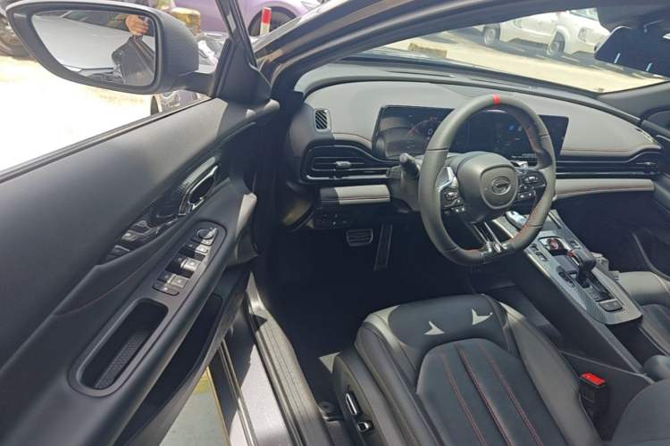 Used GAC Trumpchi EMPOW 2023 270T DCT J15 Version Driver Seat