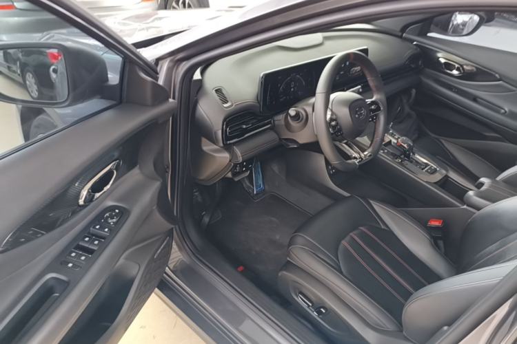 Used GAC Trumpchi EMPOW 2023 270T DCT J15 Version Driver Seat