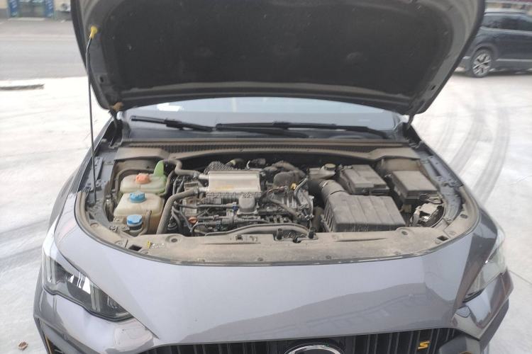 Used GAC Trumpchi EMPOW 2023 270T DCT J15 Version Engine Bay