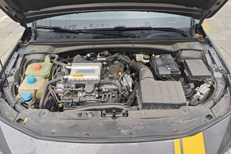 Used GAC Trumpchi EMPOW 2023 270T DCT J15 Version Engine Bay