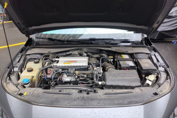 Used GAC Trumpchi EMPOW 2023 400T Automatic R PRO Engine Bay