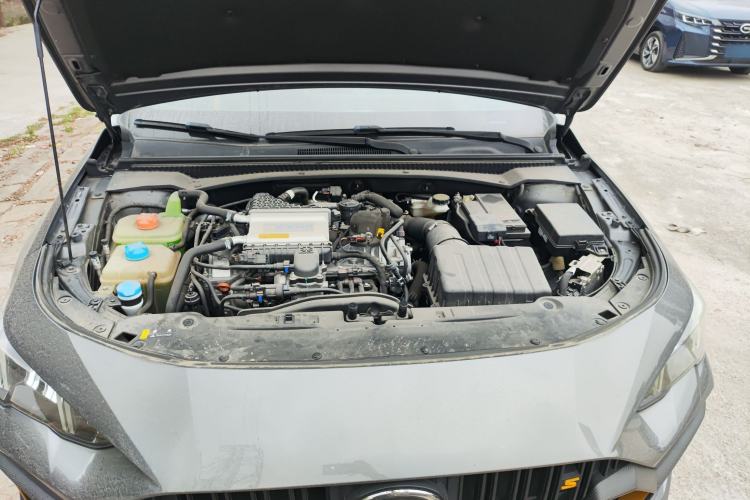 Used GAC Trumpchi EMPOW 2023 270T DCT J15 Version Engine Bay