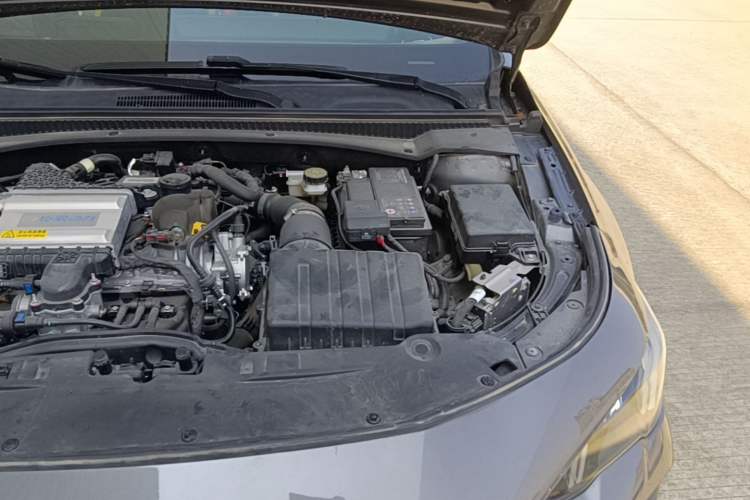 Used GAC Trumpchi EMPOW 2023 270T DCT J16 Version Engine Bay Left