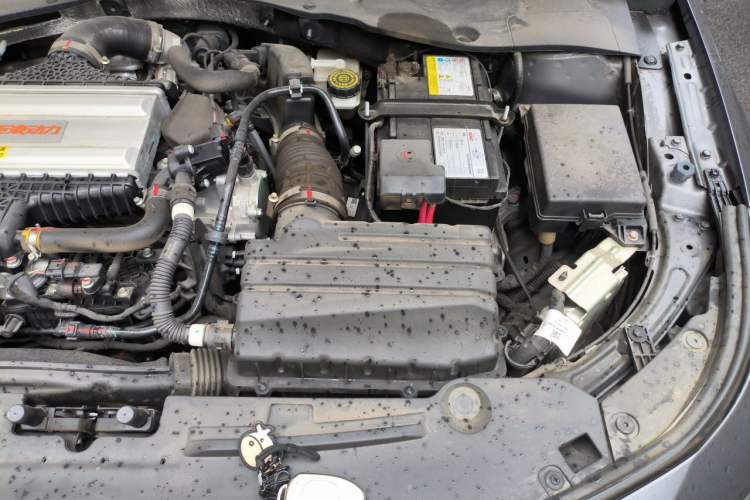 Used GAC Trumpchi EMPOW 2023 400T Automatic R PRO Engine Bay Left