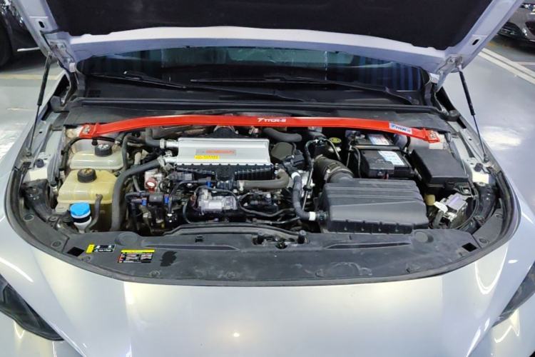 Used GAC Trumpchi EMPOW 2023 400T Automatic R MAX Engine Bay