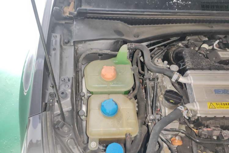 Used GAC Trumpchi EMPOW 2023 270T DCT J16 Version Engine Bay Right