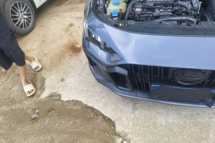 Used GAC Trumpchi EMPOW 2023 270T DCT J15 Version Engine Bay Right