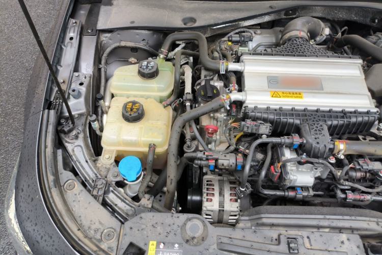 Used GAC Trumpchi EMPOW 2023 400T Automatic R PRO Engine Bay Right