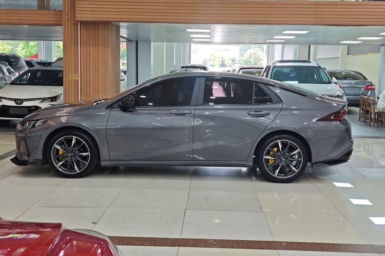 Used GAC Trumpchi EMPOW 2023 270T DCT J16 Version Exterior 3