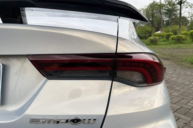 Used GAC Trumpchi EMPOW 2023 400T Automatic R PRO Exterior 8