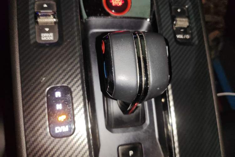 Used GAC Trumpchi EMPOW 2023 270T DCT J16 Version Gear Lever