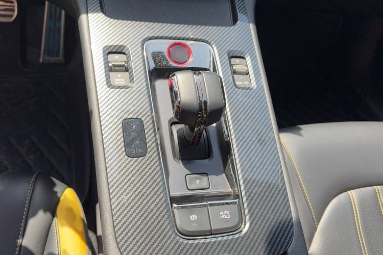 Used GAC Trumpchi EMPOW 2023 270T DCT J15 Version Gear Lever