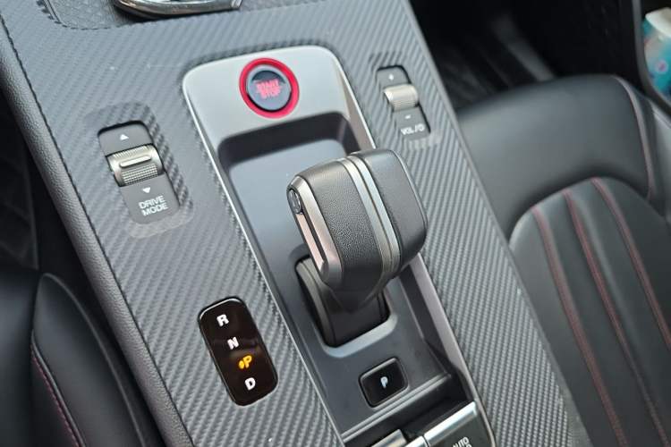 Used GAC Trumpchi EMPOW 2023 Shadow Leopard H High-Energy Hybrid Edition Gear Lever