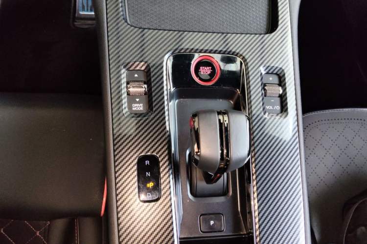 Used GAC Trumpchi EMPOW 2023 Shadow Leopard H Smart Hybrid Edition Gear Lever
