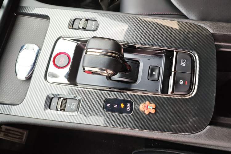 Used GAC Trumpchi EMPOW 2023 270T DCT J16 Version Gear Lever