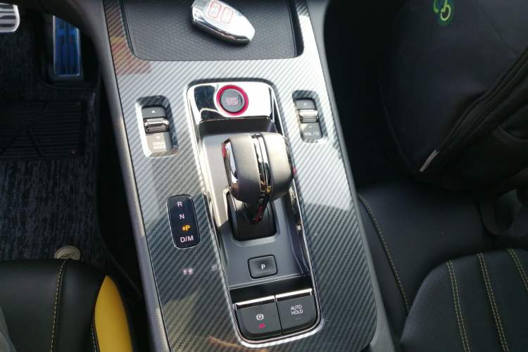 Used GAC Trumpchi EMPOW 2023 270T DCT J15 Version Gear Lever